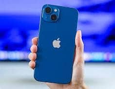 Apple iPhone 13