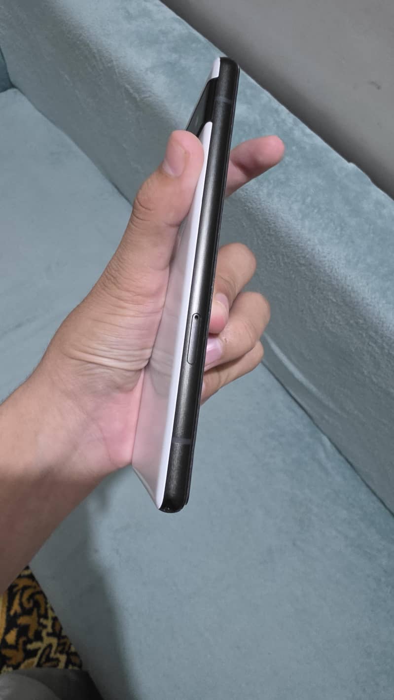 Google Pixel 6a 4