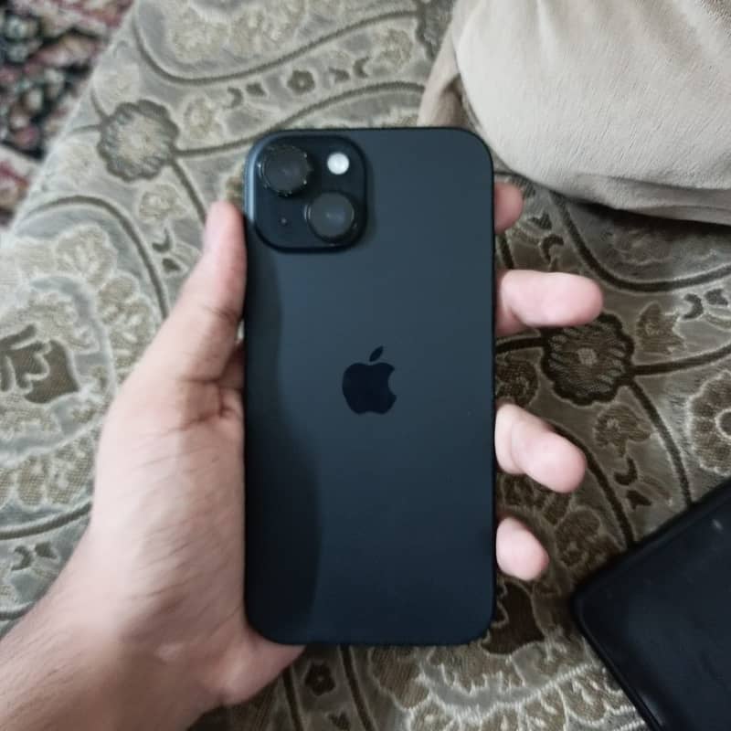 Apple iPhone 15 3
