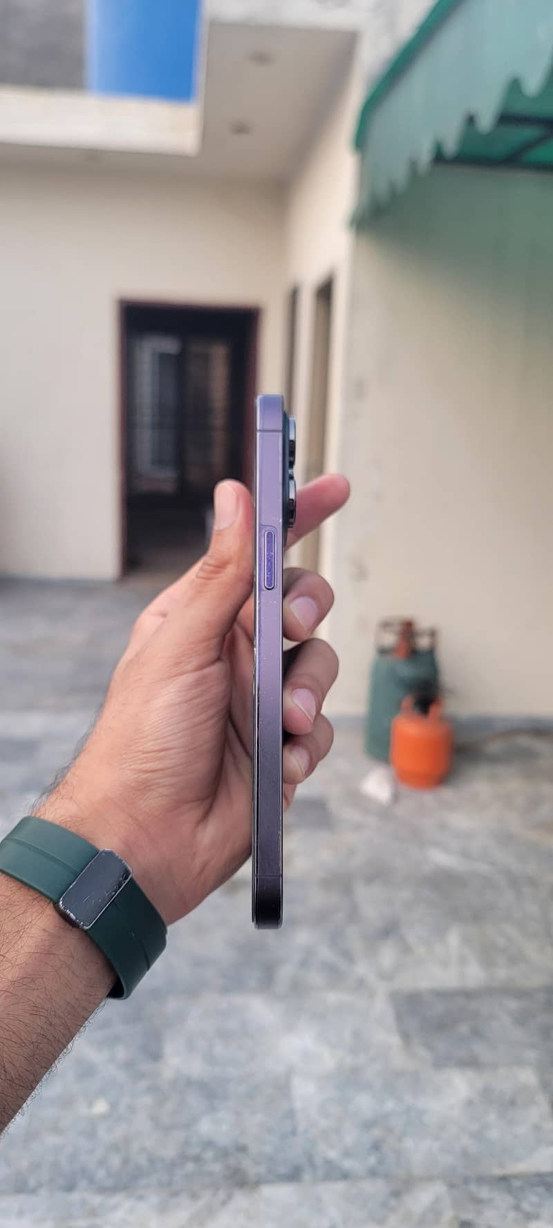 Apple iPhone 14 Pro Max 2