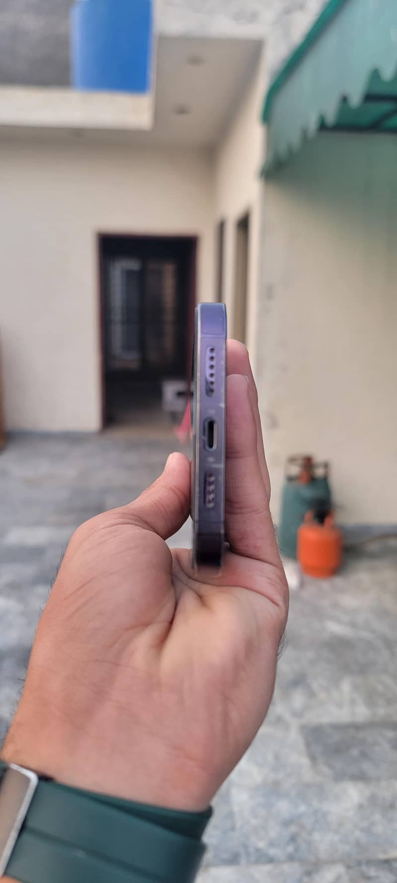 Apple iPhone 14 Pro Max 4