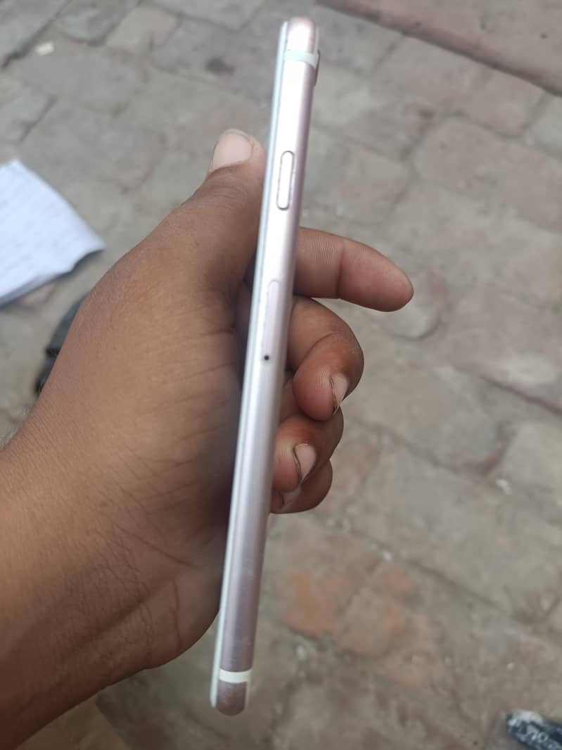 Apple iPhone 6S 2