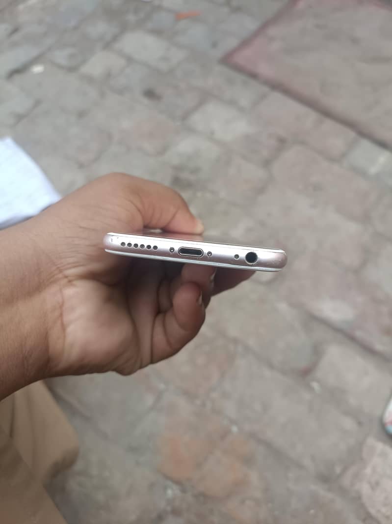 Apple iPhone 6S 5