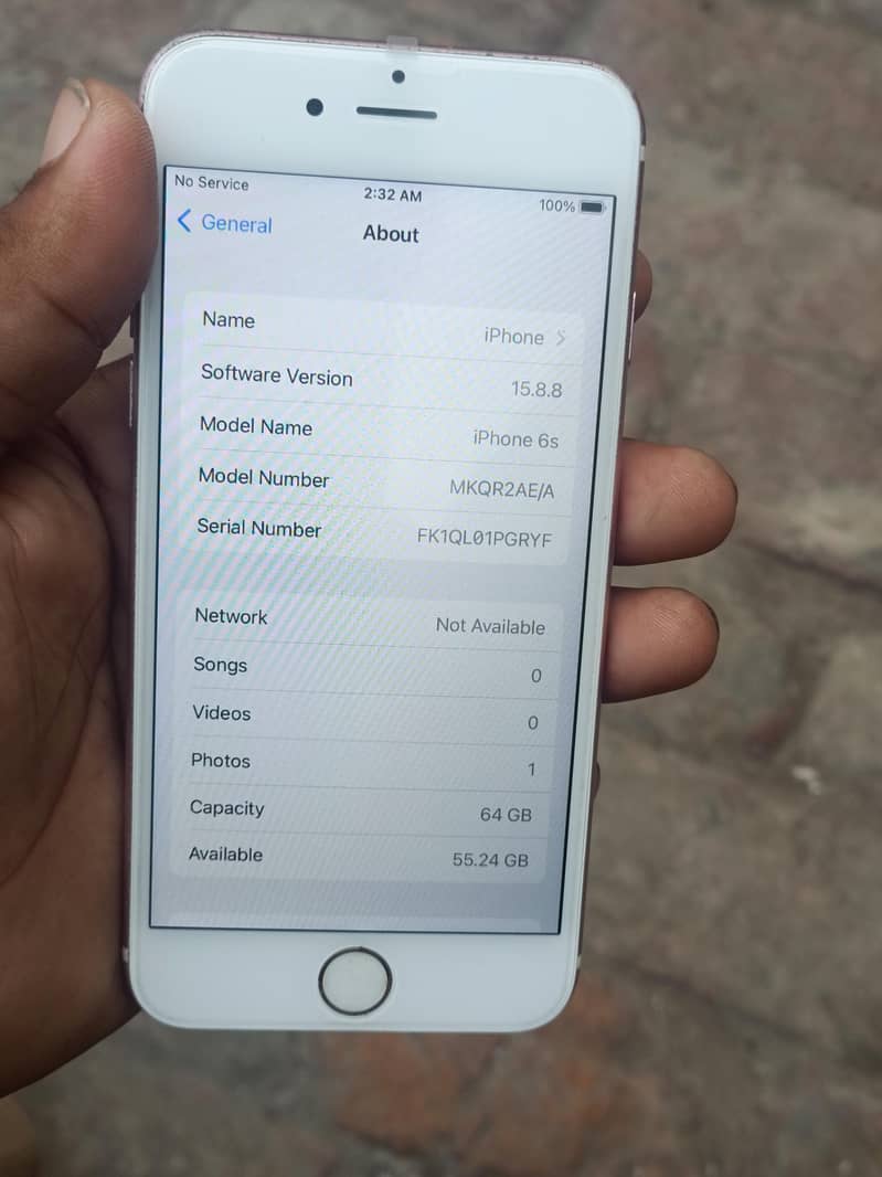 Apple iPhone 6S 9