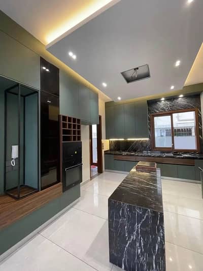 FOR RENT: PREMIUM 500 SQ YD ARCHITECT-DESIGNED 5-BEDROOM BUNGALOW WITH BASEMENT KHAYABAN-E-KHAIBAR, DHA PHASE 8, KARACHI