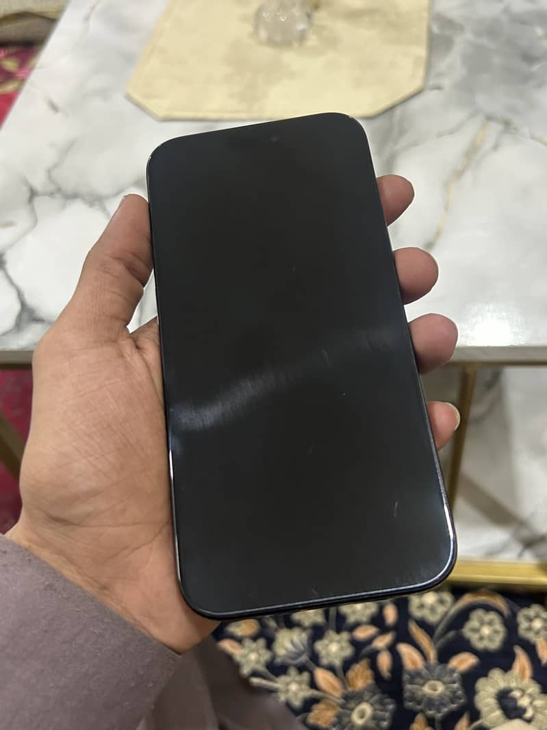 Apple iPhone 16 Pro Max 5