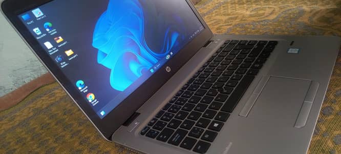 HP EliteBook 840 G3 Core i5 6th Gen 8GB 256GB SSD