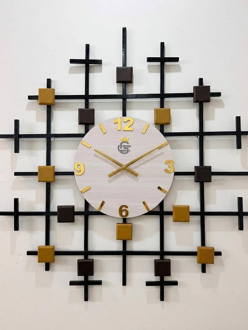Wall Clock Luxury 2