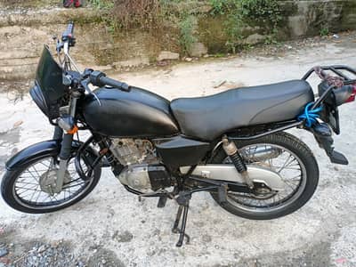 Suzuki GS 150 model 2014 for sale and exchange with honda 125