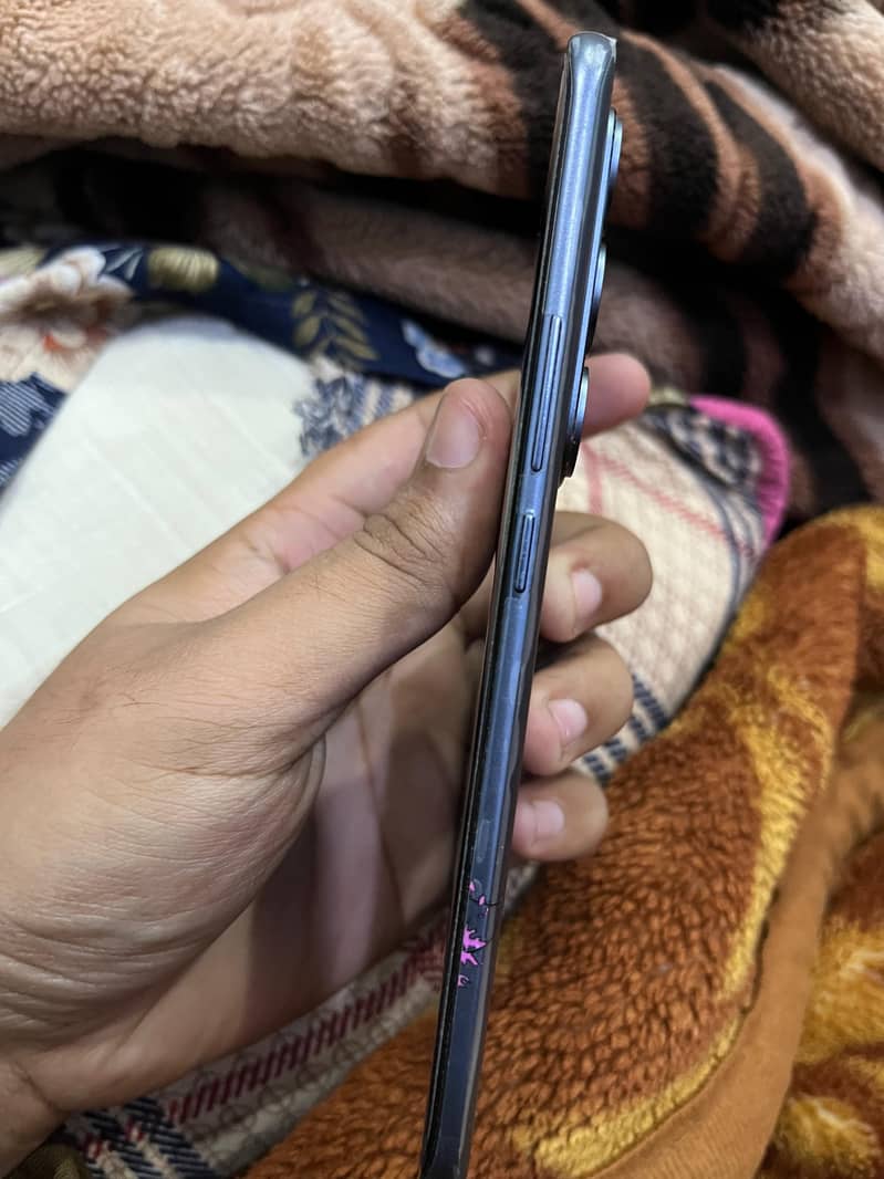 Tecno spark 40 pro plus 2