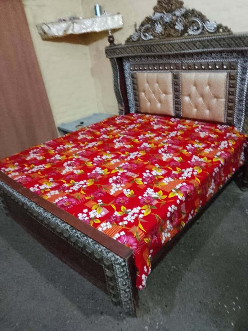 bed and dressing 1