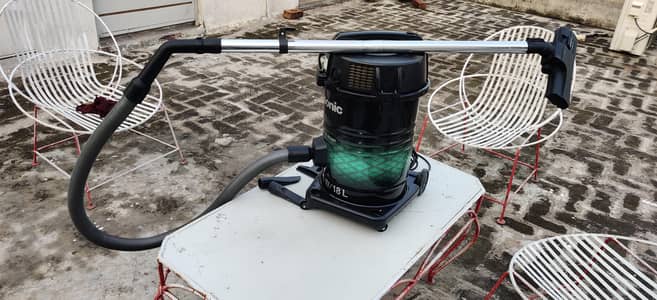 Panasonic Vacuum cleaner 18L