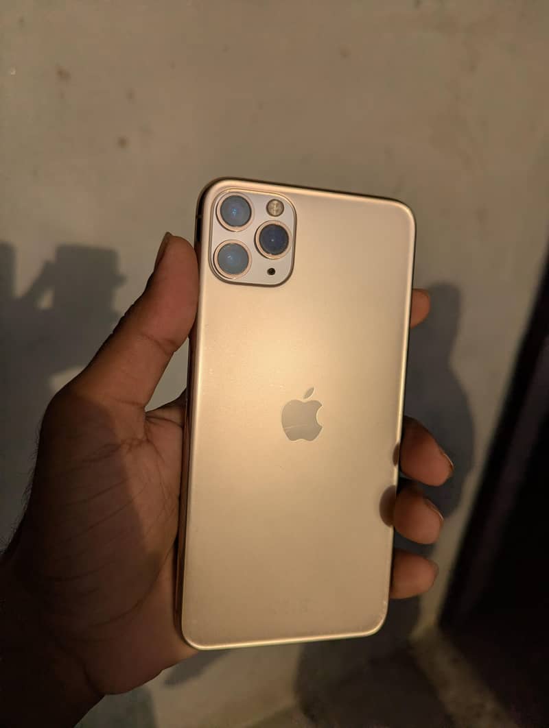 Apple iPhone 11 Pro Max 0