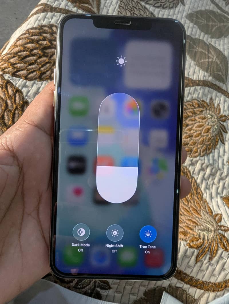 Apple iPhone 11 Pro Max 6