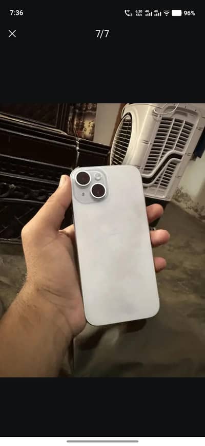 Apple iPhone 15