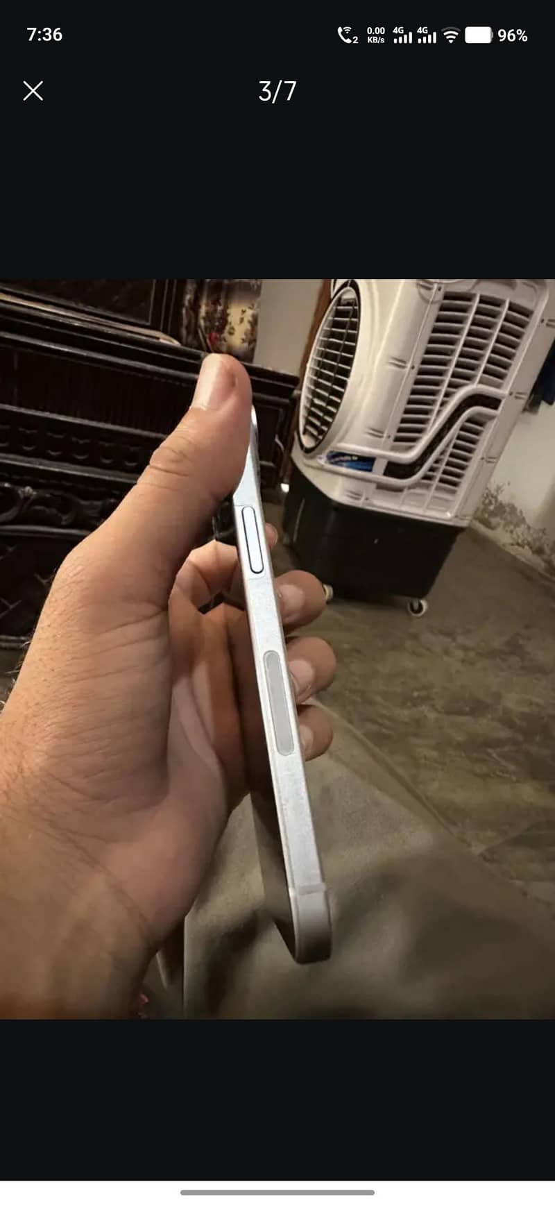 Apple iPhone 15 4