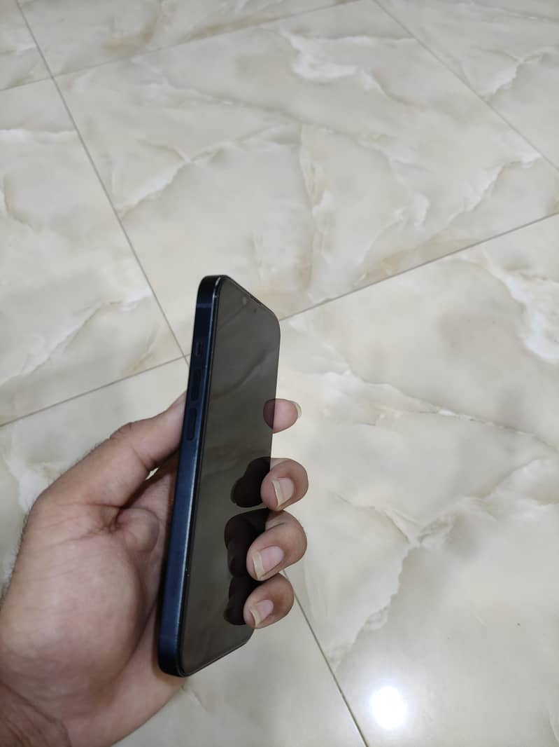 Apple iPhone 14 1