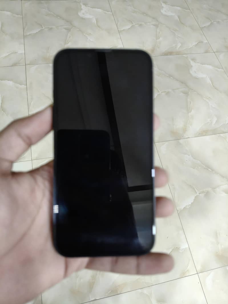 Apple iPhone 14 6
