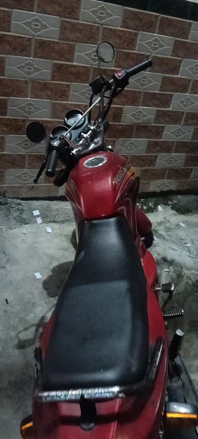 road Prince twister 125 self start