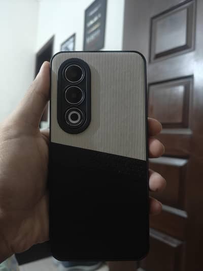 Itel s25 (good condition) Box charger 6/128