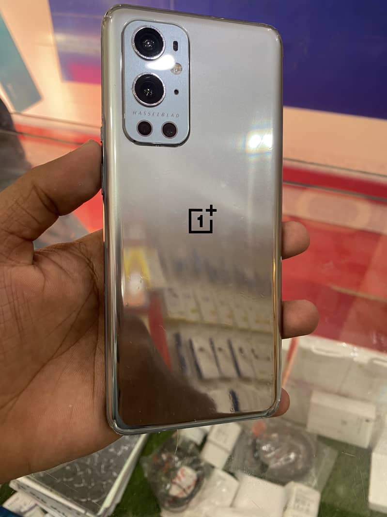 One Plus 9 Pro 1