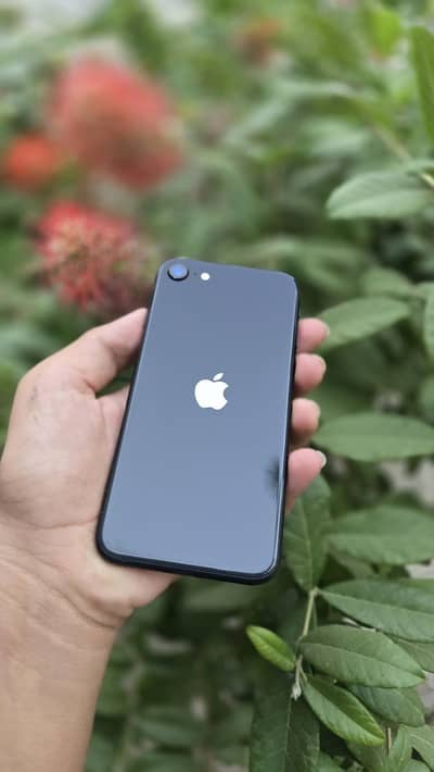 Apple iPhone SE