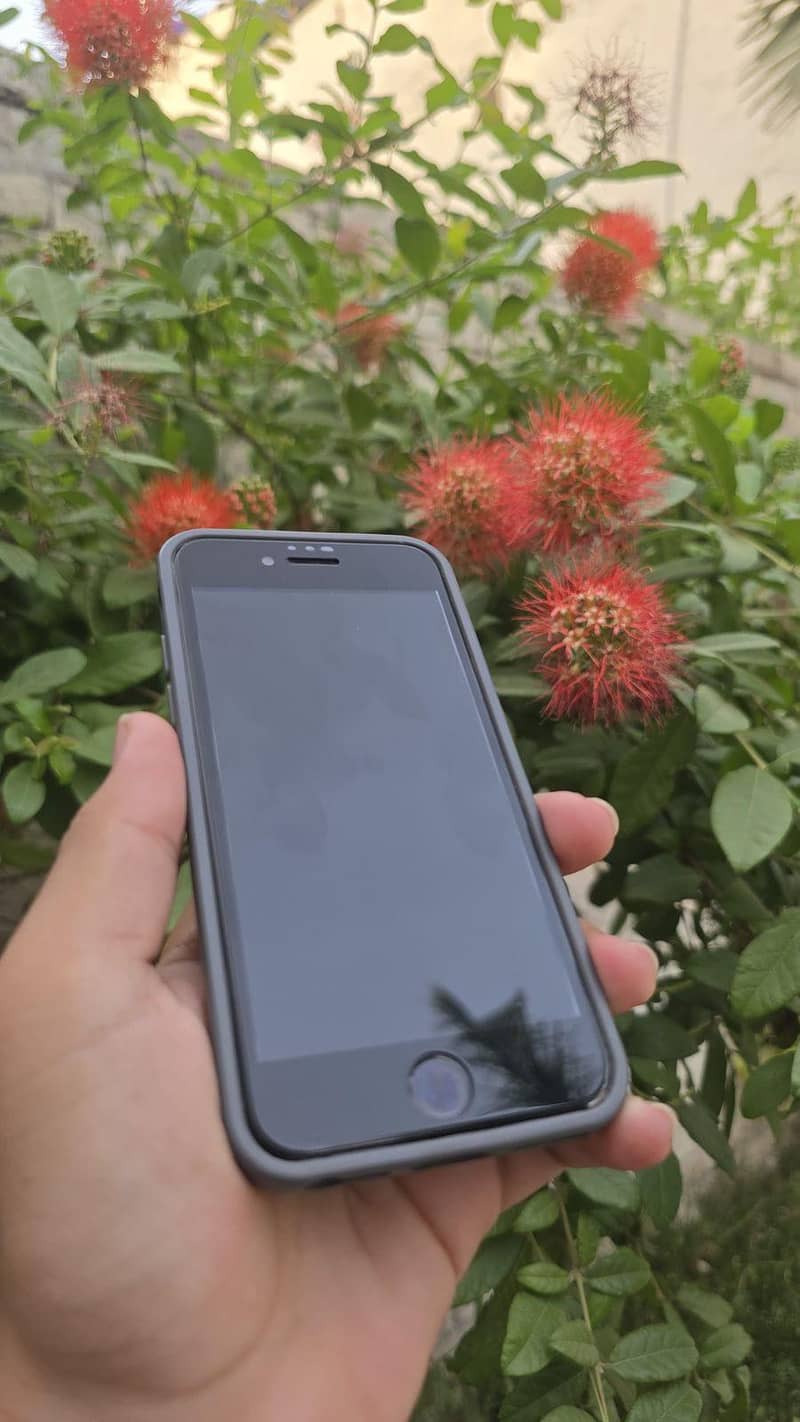Apple iPhone SE 2