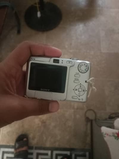 Sony cyber short 7.2mega pixel