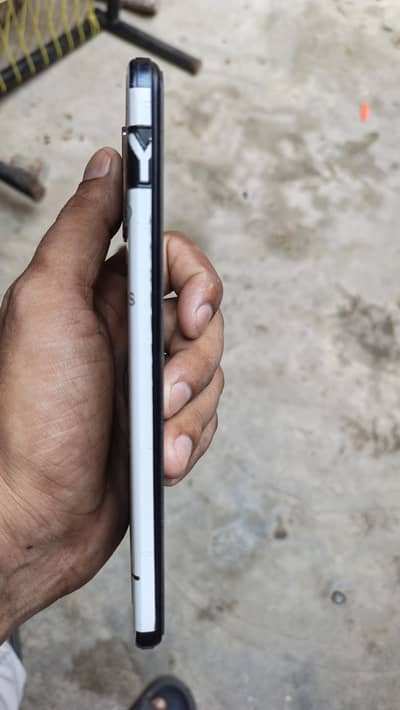 Vivo Y33s
