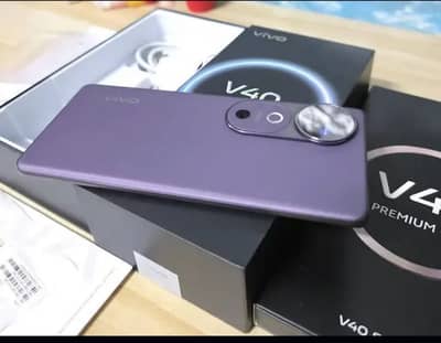vivo v 40 5 G 12 256 gb memomery 10 by 10 condition official approved