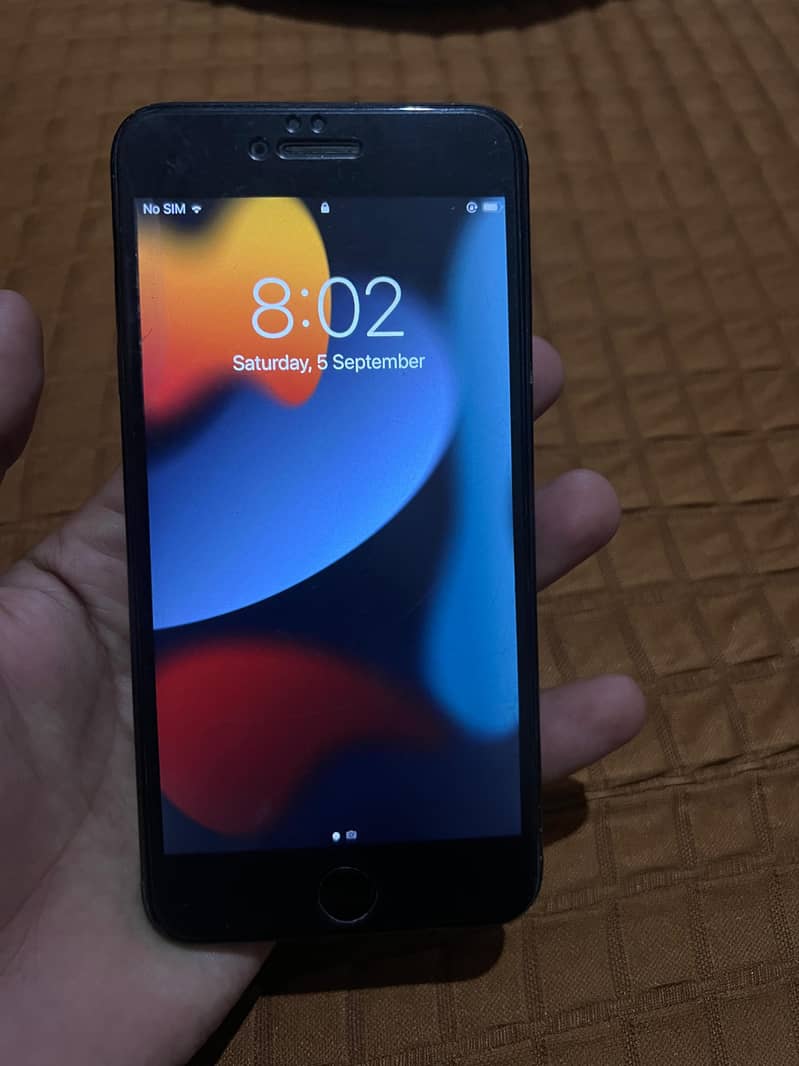 Apple iPhone 7 Plus 1