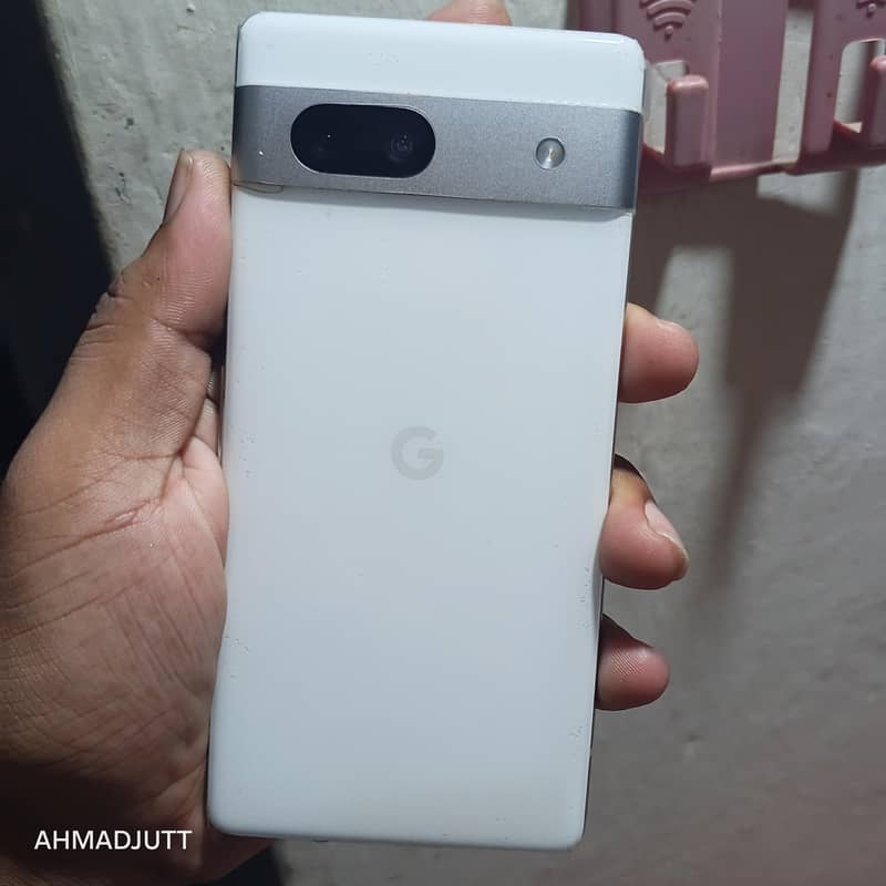Google Pixel 7a 1