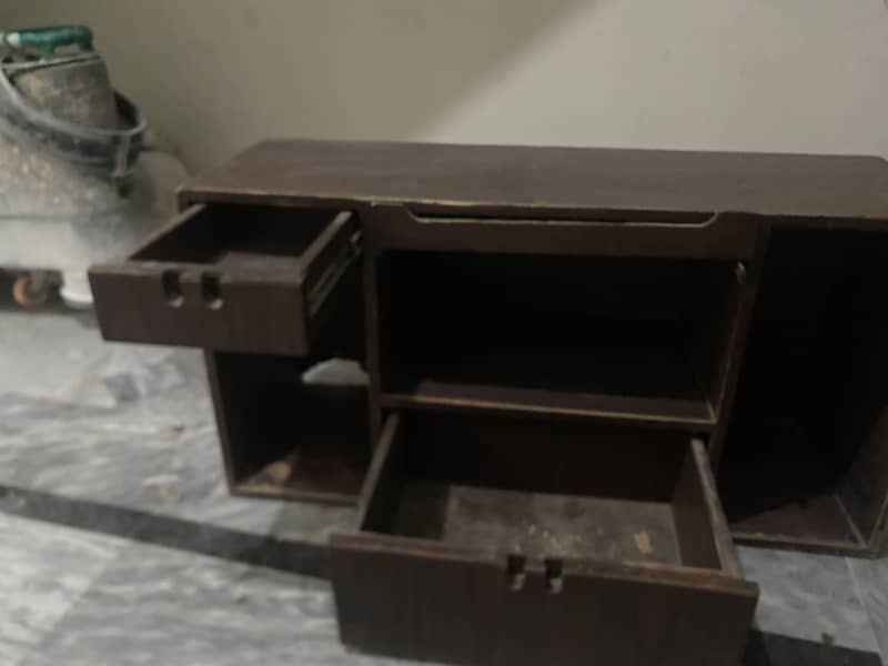 Computer table 2