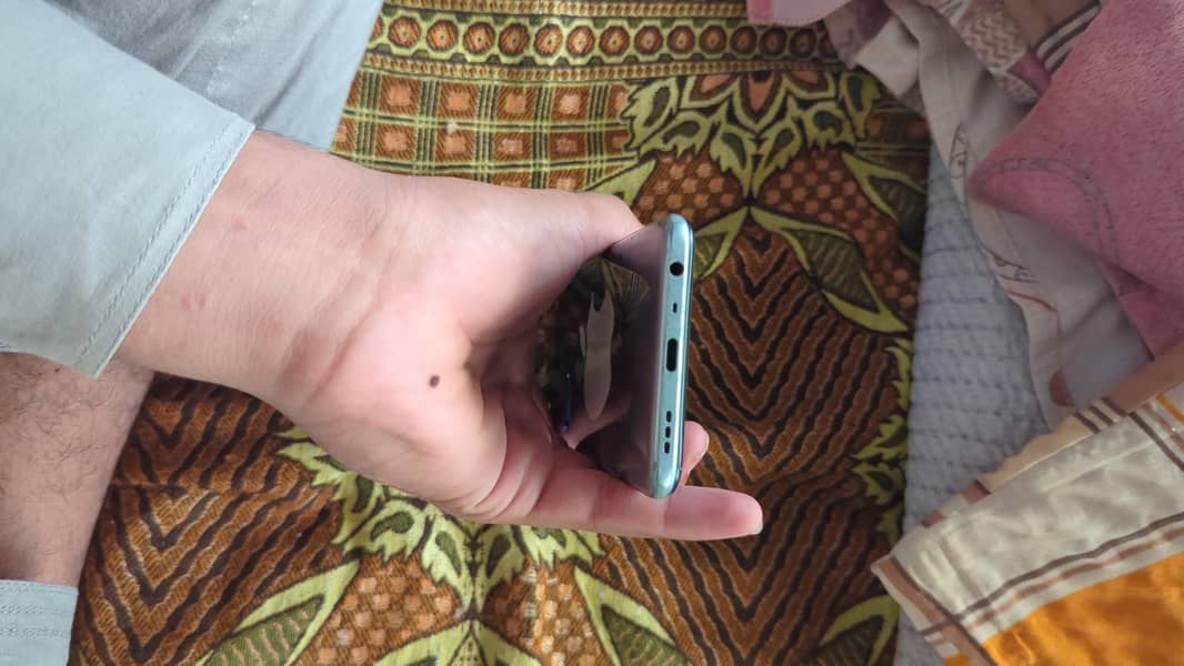 OPPO A54 3