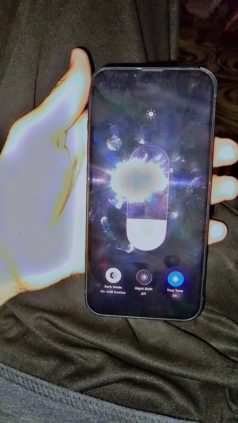 Apple iPhone 13 1