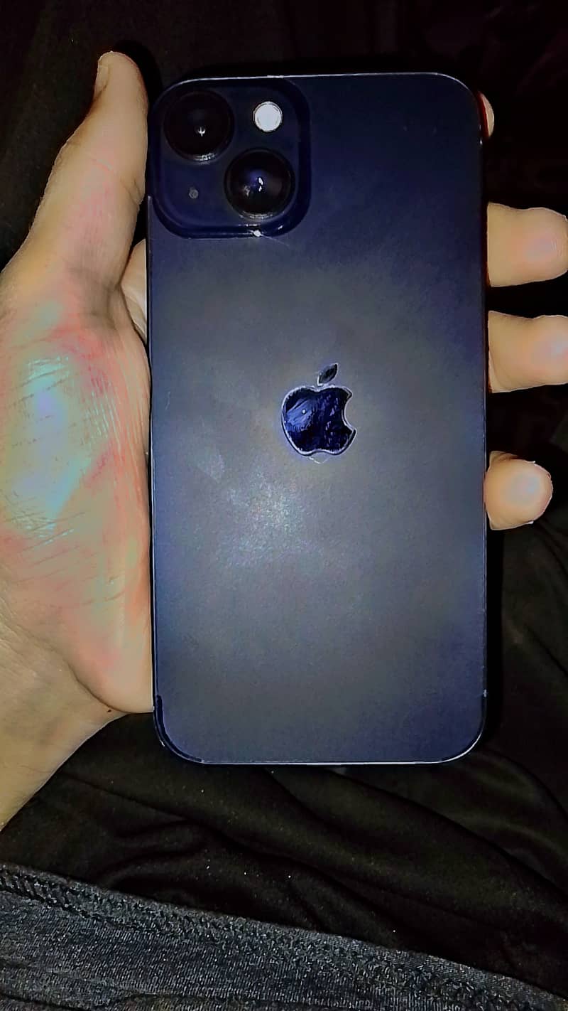 Apple iPhone 13 2