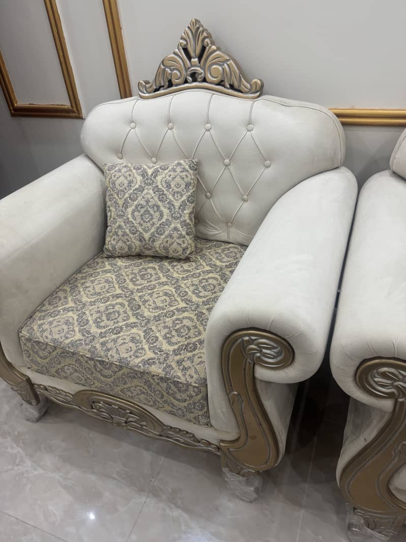 Sofa set 0