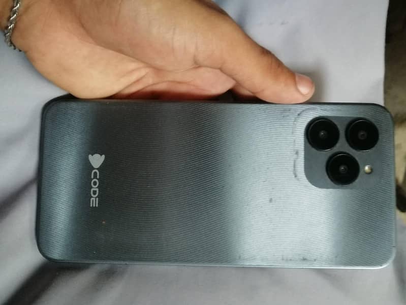 Dcode Bold 3 0