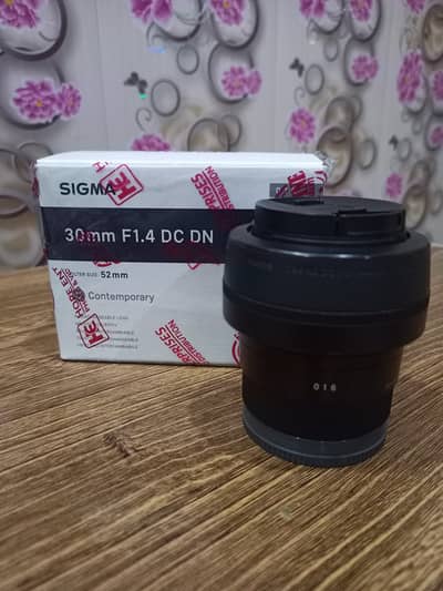 Sigma 30mm f 1.4