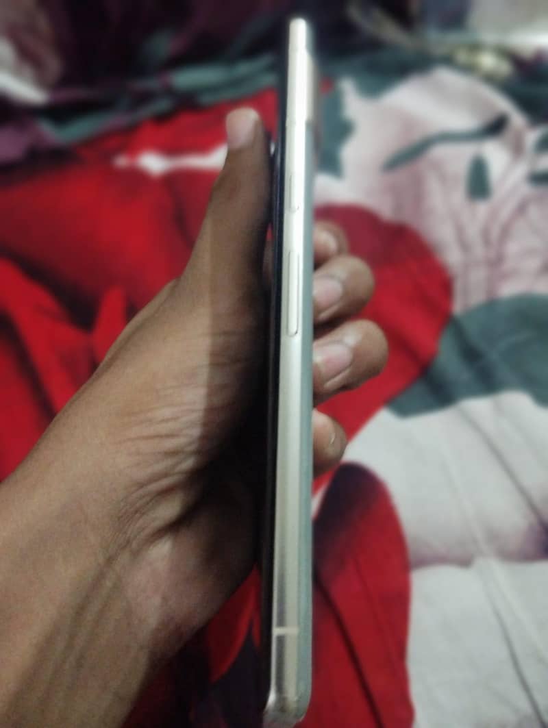 Google Pixel 7 Pro 6