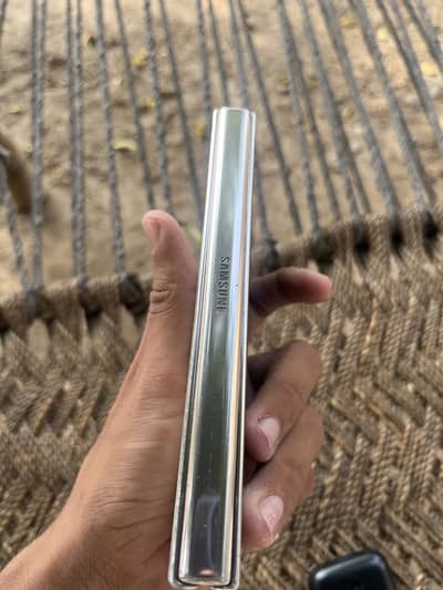 Samsung Z fold 4