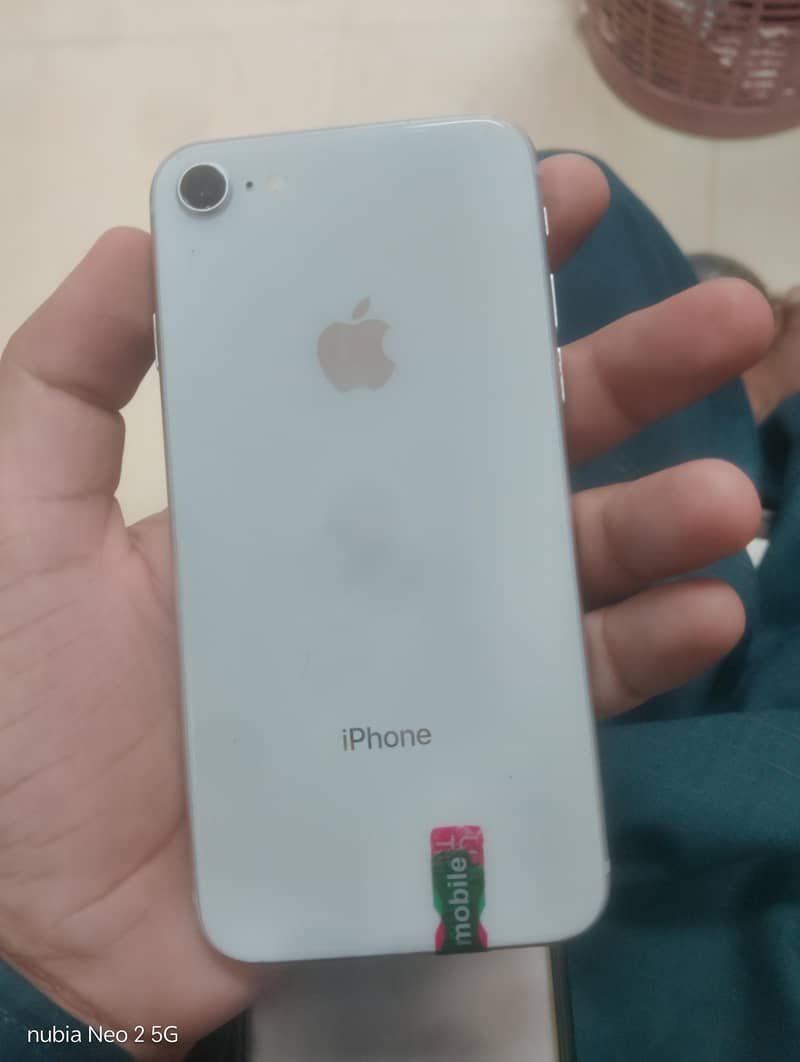 Apple iPhone 8 2