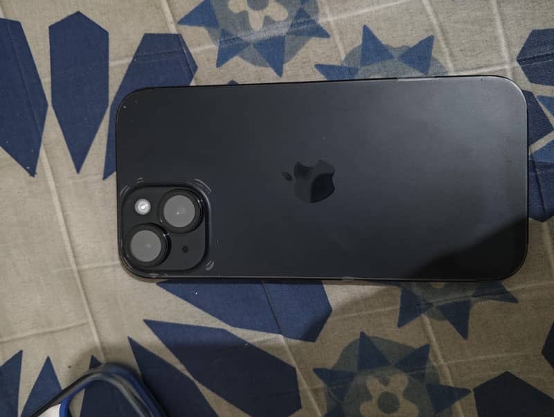 Apple iPhone 15 5