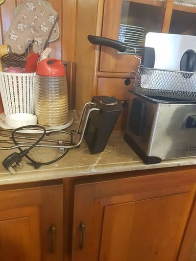Chips maker