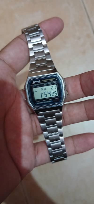 Casio 158W. Original