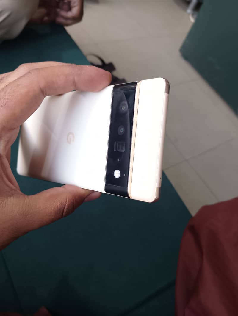 Google Pixel 6 Pro 2