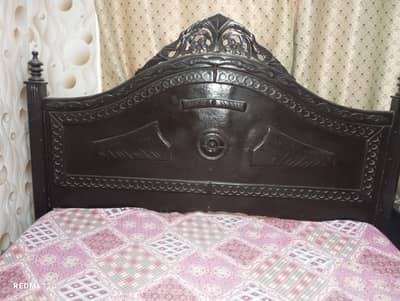 Bed for sale in New Satellite Town Sargodha