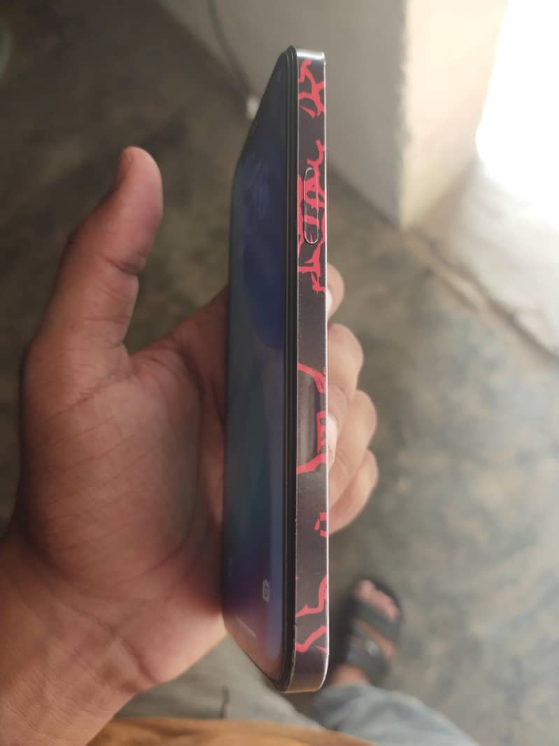 Apple iPhone 12 2