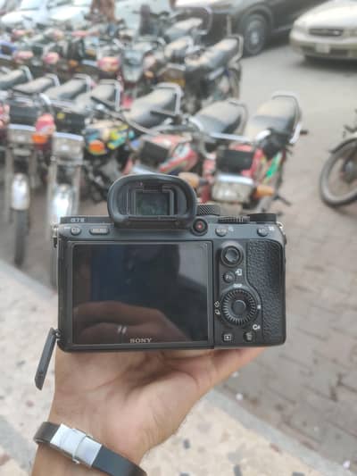 Sony A7iii 10 10 original buttery SC 35 sy 40k no open no repair