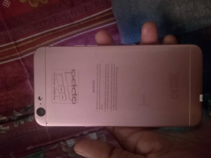 OPPO A57 1